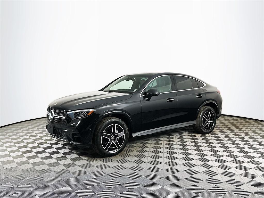 new 2025 Mercedes-Benz GLC 300 car, priced at $64,995
