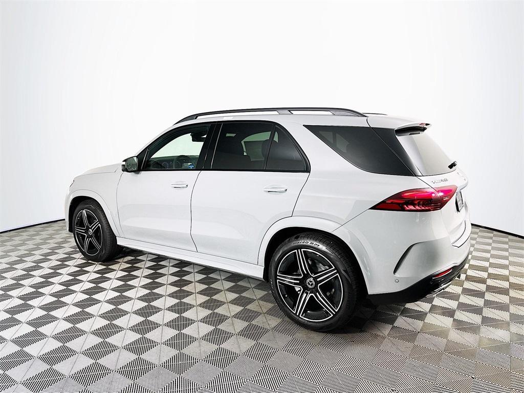 new 2025 Mercedes-Benz GLE 450 car, priced at $83,385