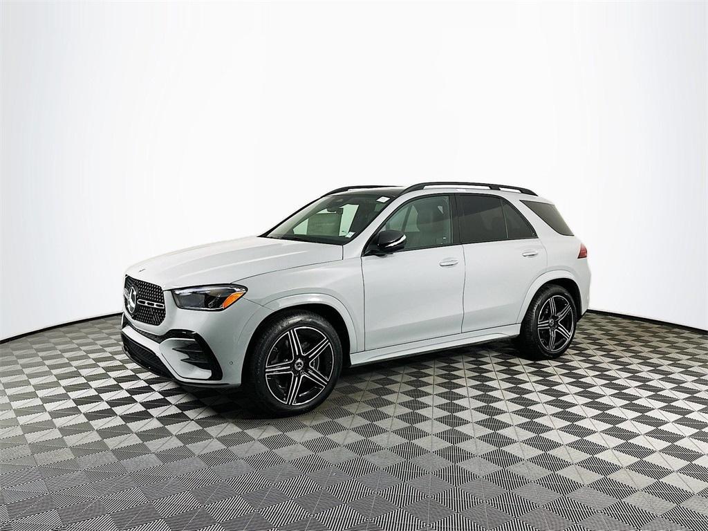 new 2025 Mercedes-Benz GLE 450 car, priced at $83,385