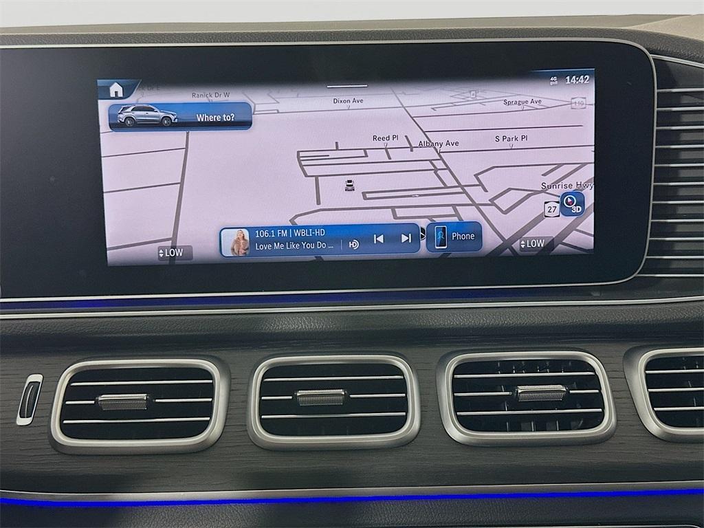 new 2025 Mercedes-Benz GLE 450 car, priced at $83,385