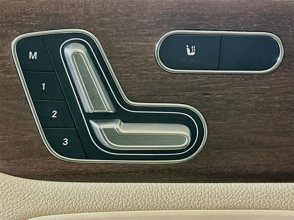 used 2022 Mercedes-Benz GLA 250 car, priced at $31,000