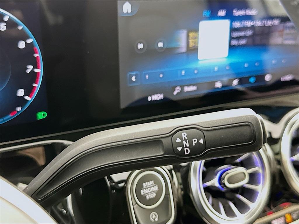 used 2022 Mercedes-Benz GLA 250 car, priced at $31,000