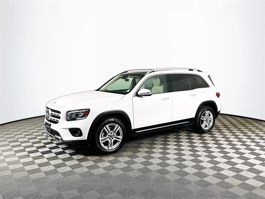 used 2022 Mercedes-Benz GLB 250 car, priced at $29,000
