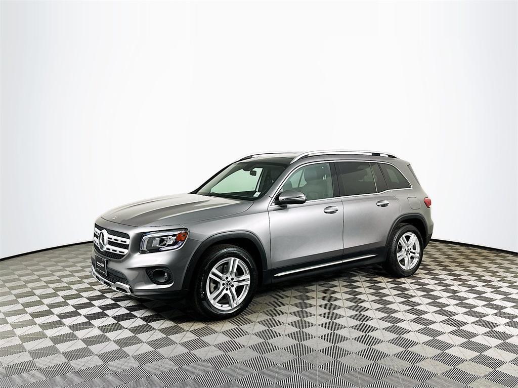 used 2022 Mercedes-Benz GLB 250 car, priced at $32,800