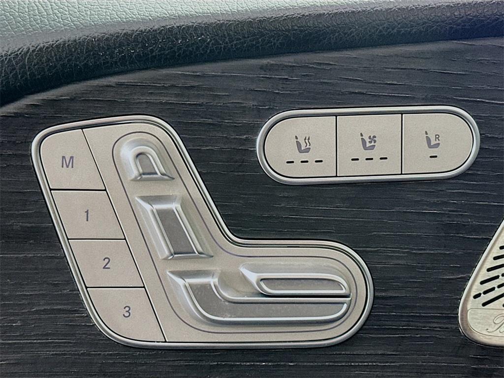 used 2021 Mercedes-Benz GLE 350 car, priced at $43,500