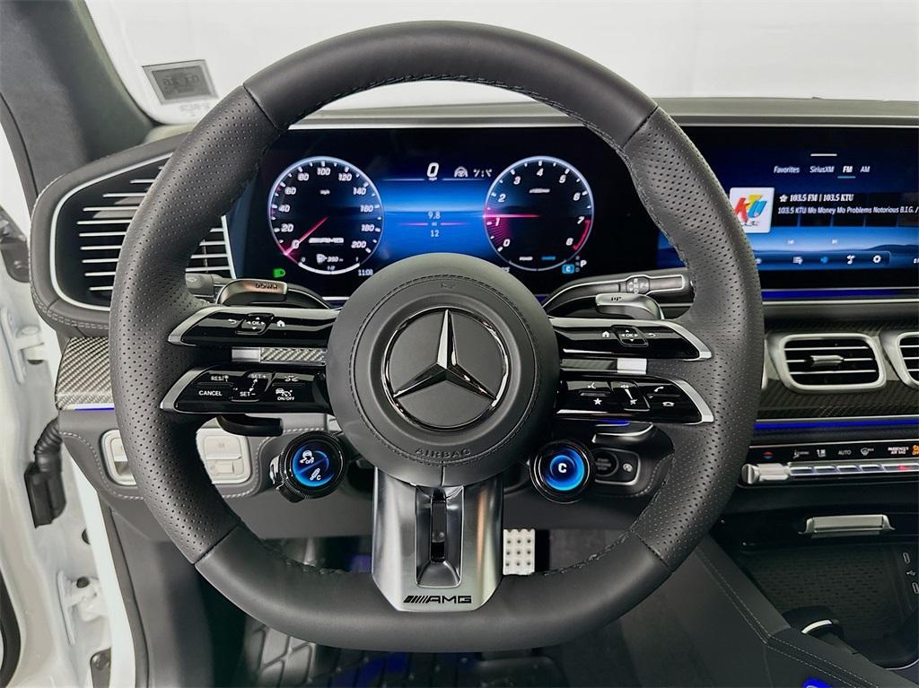 new 2025 Mercedes-Benz AMG GLE 63 car, priced at $141,415