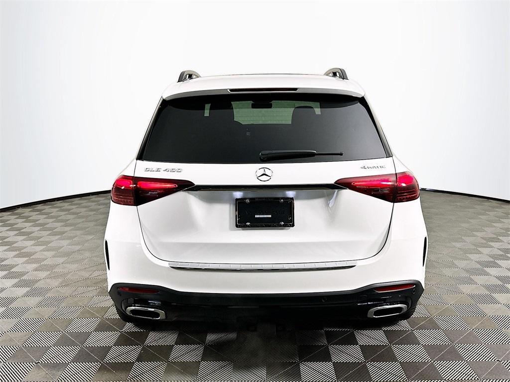 new 2025 Mercedes-Benz GLE 450 car, priced at $82,135