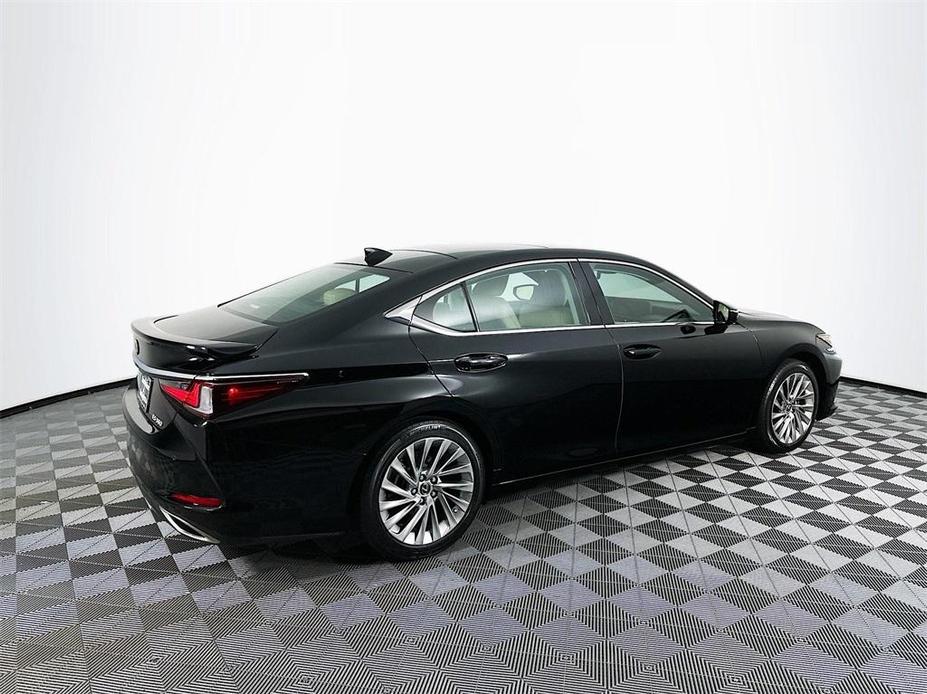 used 2020 Lexus ES 350 car, priced at $30,967