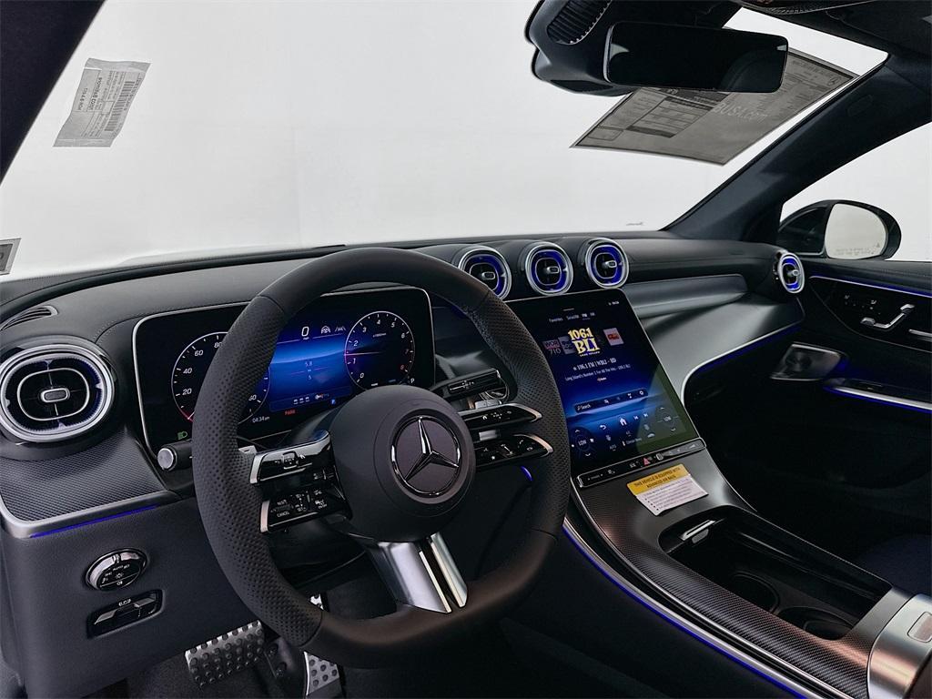 new 2025 Mercedes-Benz GLC 300 car, priced at $68,395