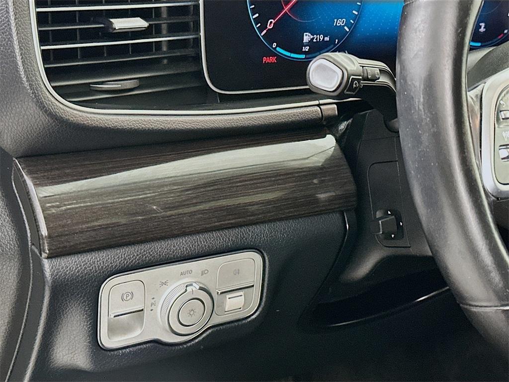 used 2020 Mercedes-Benz GLE 350 car, priced at $31,000