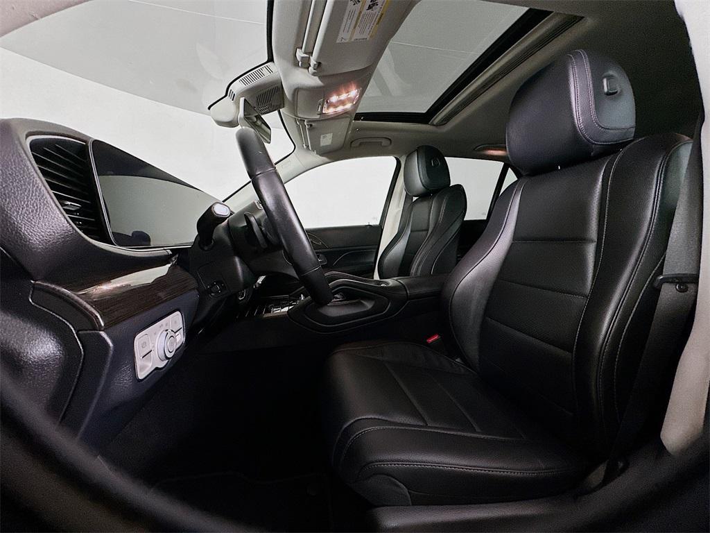 used 2020 Mercedes-Benz GLE 350 car, priced at $31,000