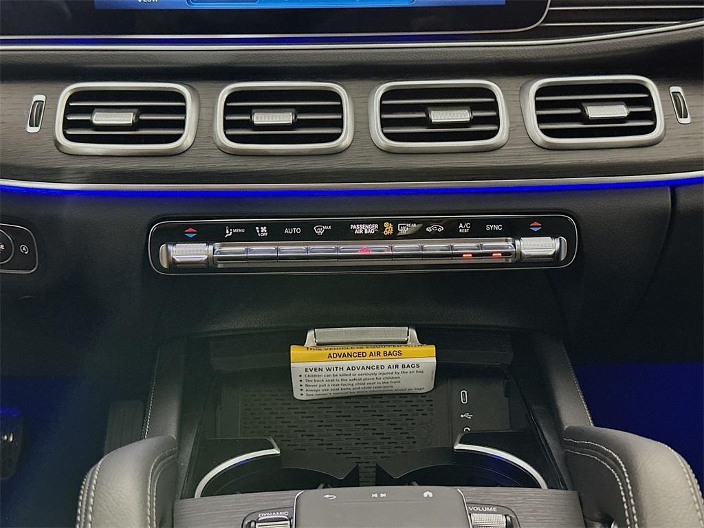 new 2026 Mercedes-Benz GLE 580 car, priced at $95,545