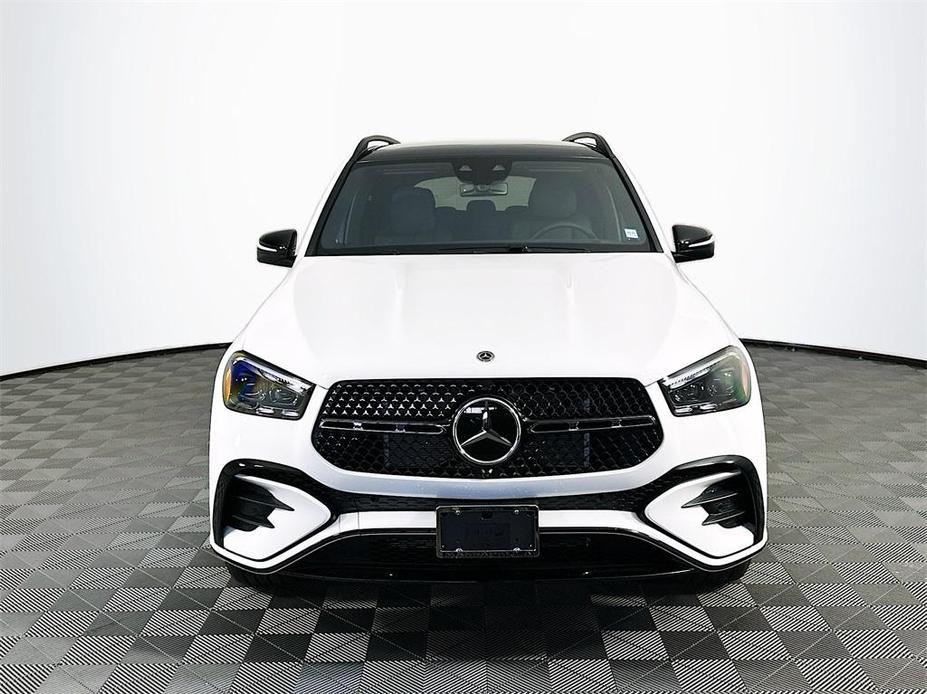 new 2025 Mercedes-Benz GLE 580 car, priced at $105,800