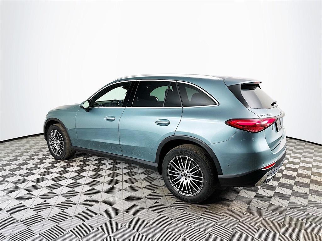 new 2025 Mercedes-Benz GLC 300 car, priced at $57,735