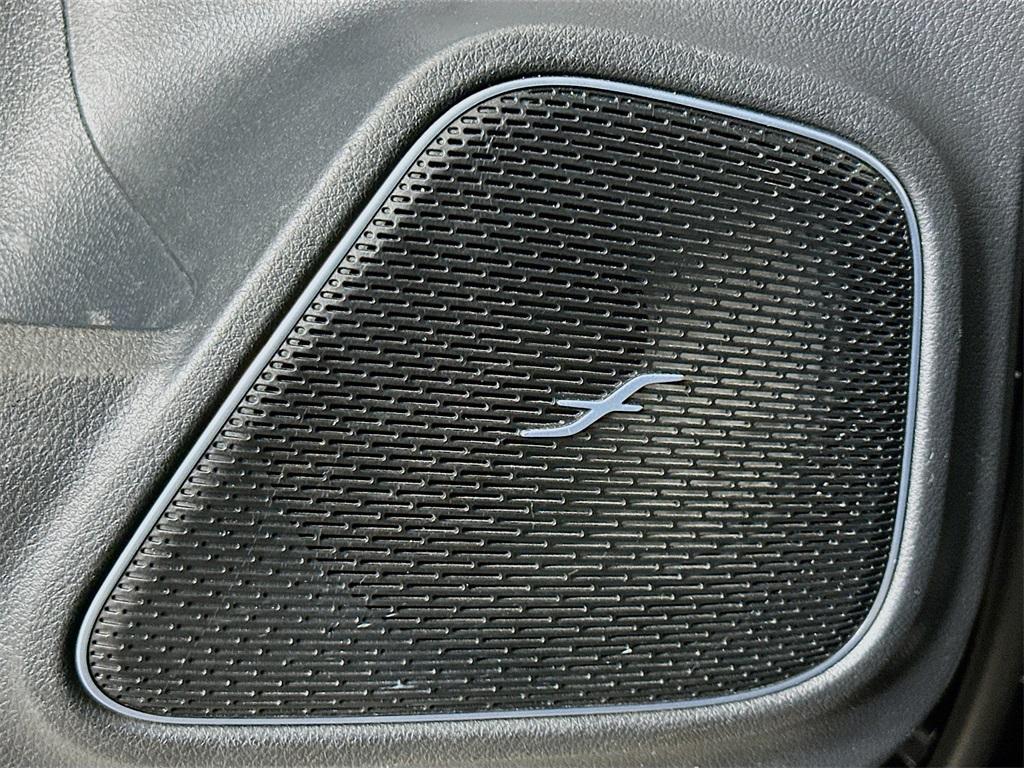used 2021 Mercedes-Benz GLB 250 car, priced at $31,000