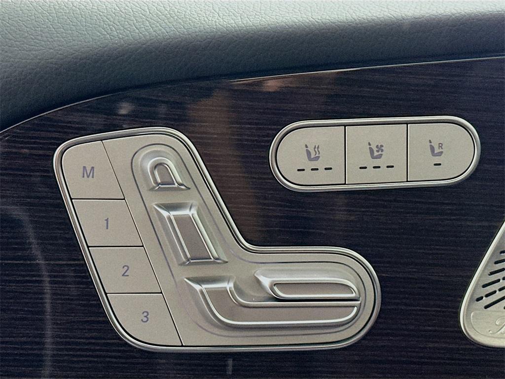 new 2026 Mercedes-Benz GLS 450 car, priced at $99,200