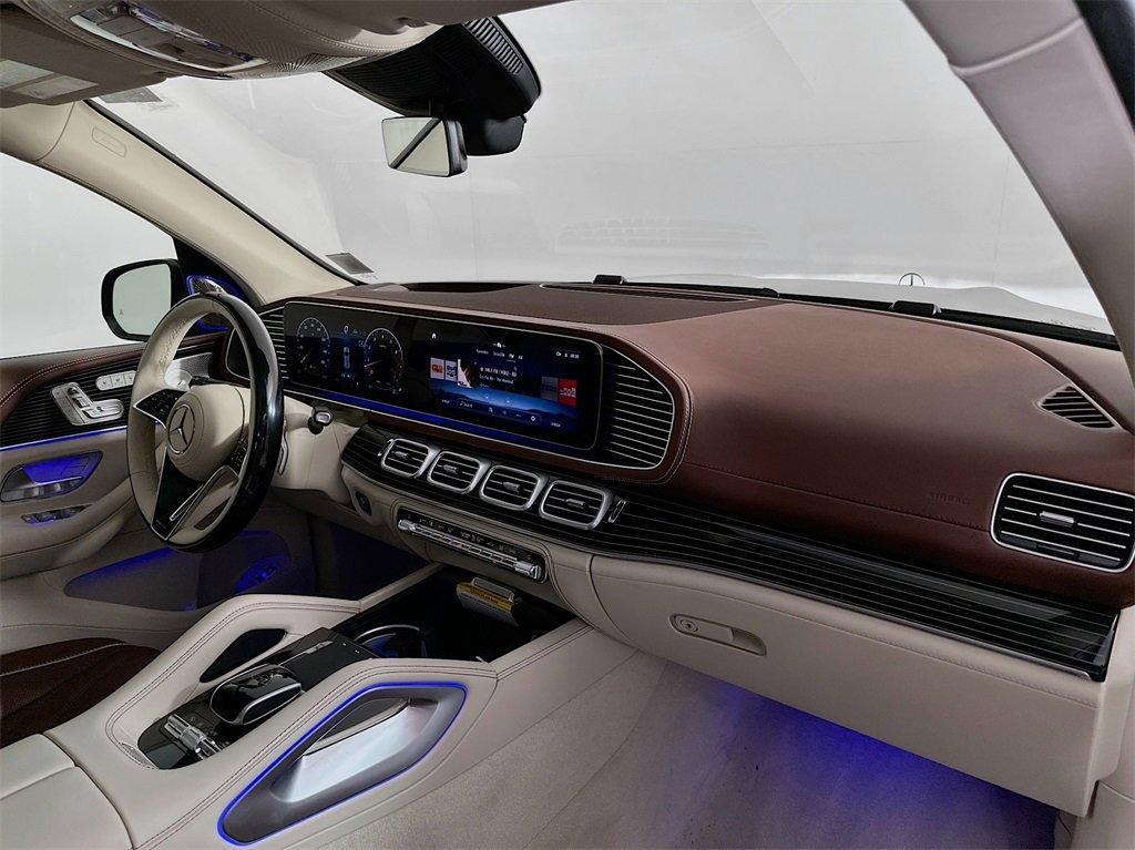 new 2025 Mercedes-Benz Maybach GLS 600 car, priced at $193,650