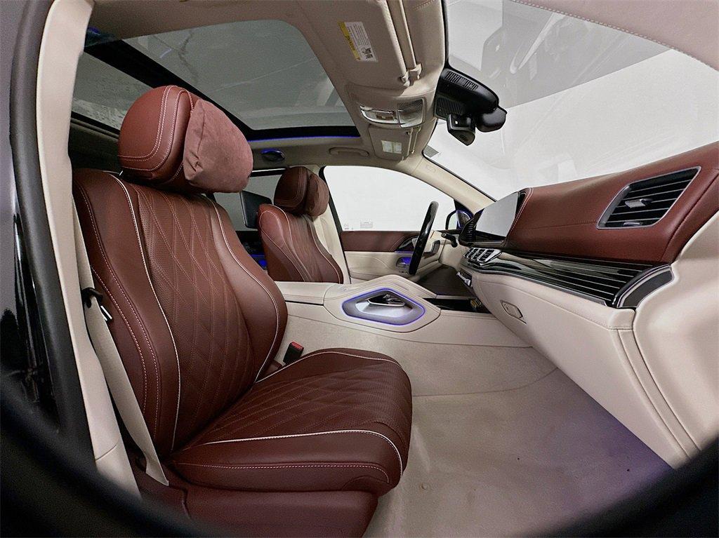 new 2025 Mercedes-Benz Maybach GLS 600 car, priced at $193,650