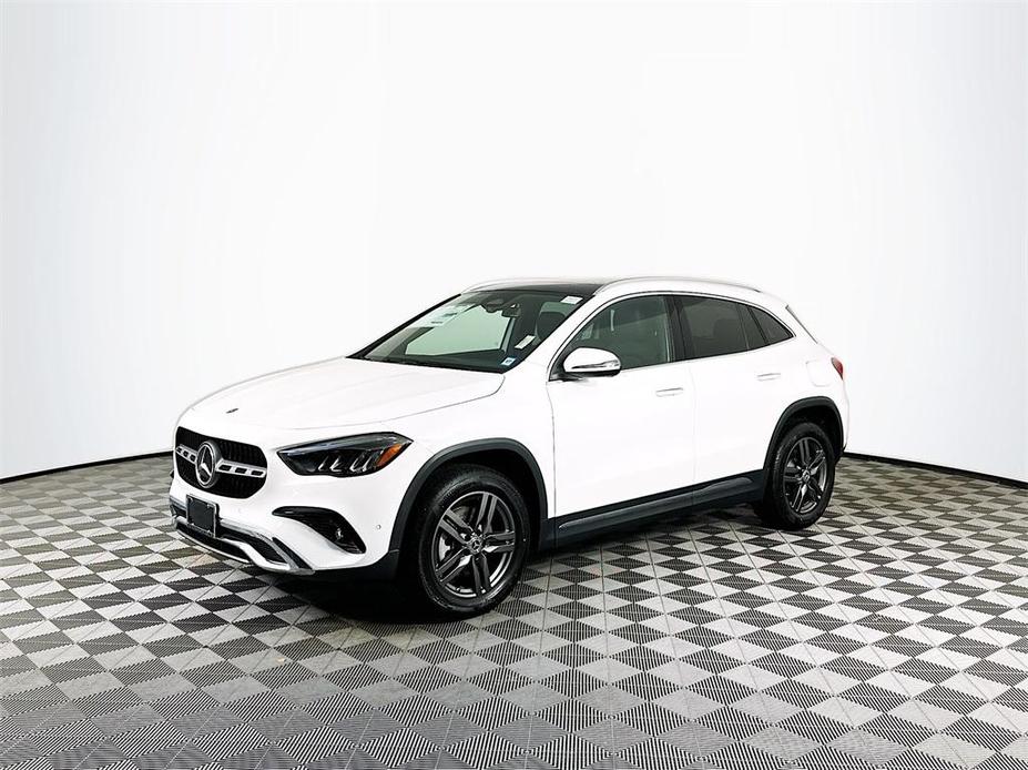 new 2025 Mercedes-Benz GLA 250 car, priced at $48,805