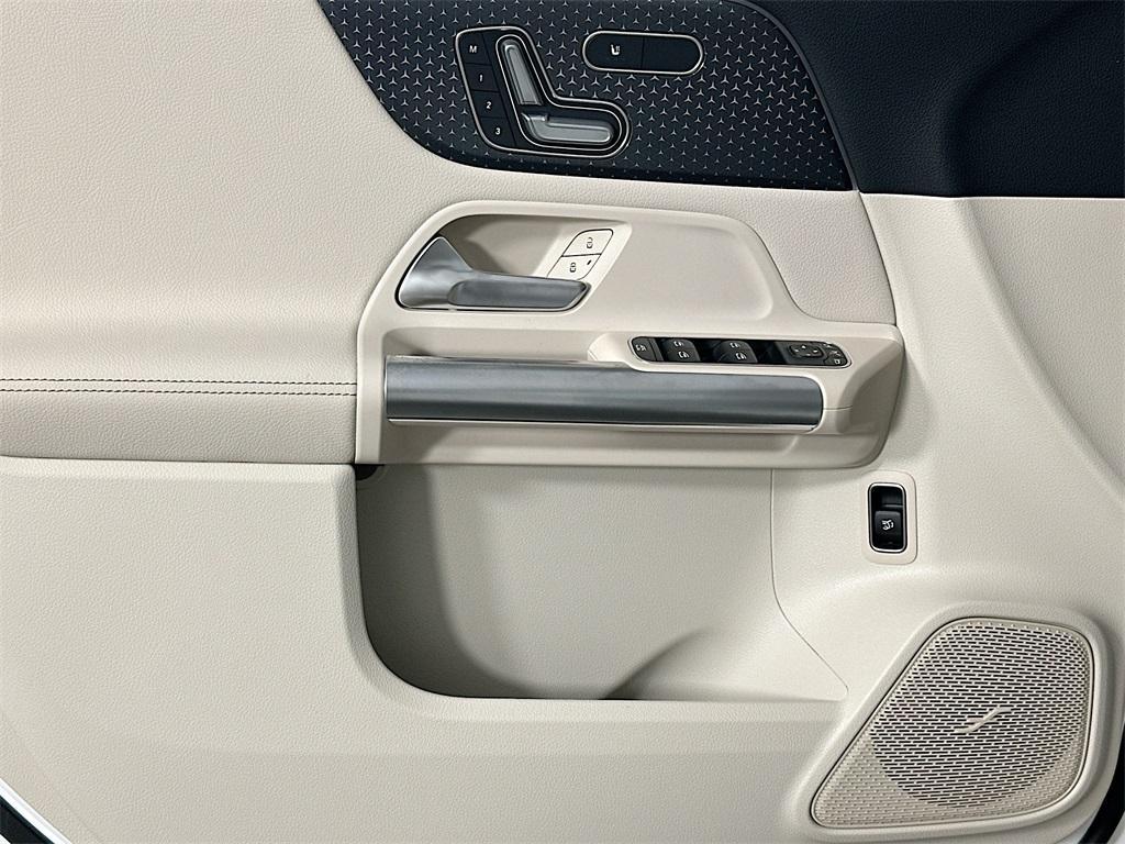 new 2026 Mercedes-Benz GLA 250 car, priced at $48,535