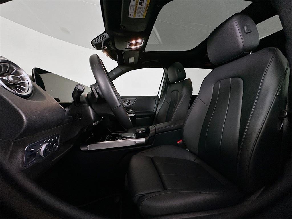 used 2021 Mercedes-Benz GLB 250 car, priced at $29,000