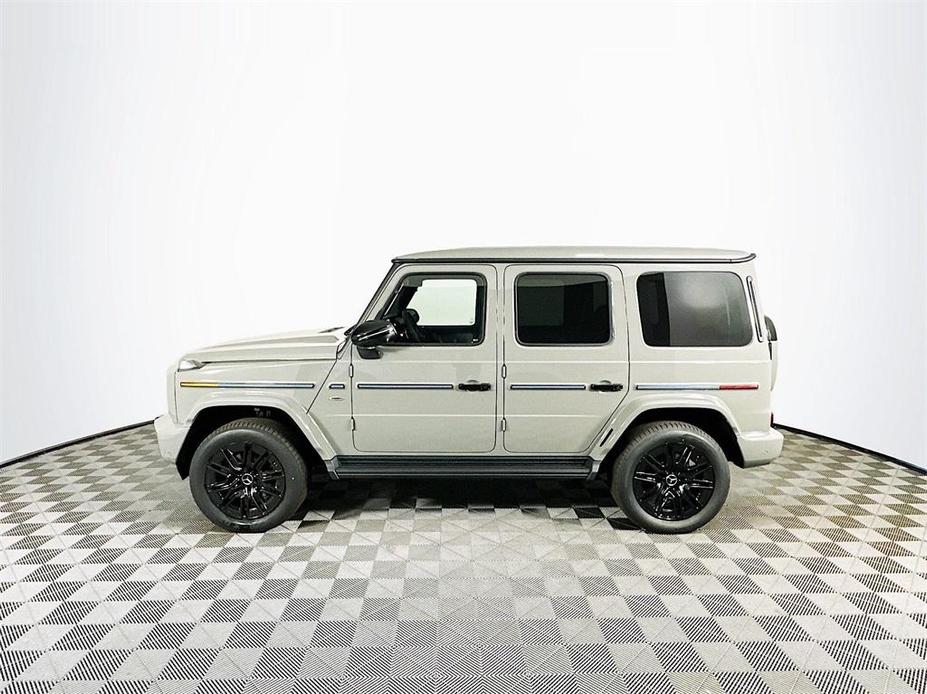 new 2025 Mercedes-Benz G-Class car, priced at $188,900