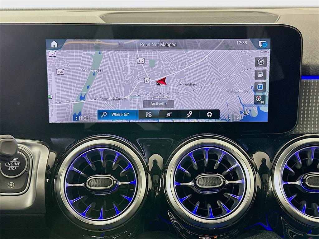 used 2022 Mercedes-Benz GLB 250 car, priced at $32,000