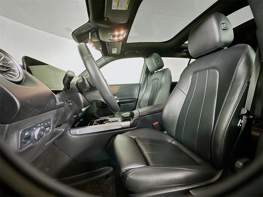 used 2022 Mercedes-Benz GLB 250 car, priced at $31,500