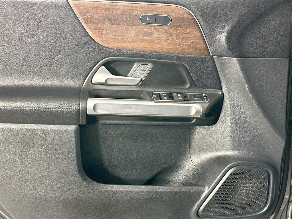 used 2022 Mercedes-Benz GLB 250 car, priced at $31,500