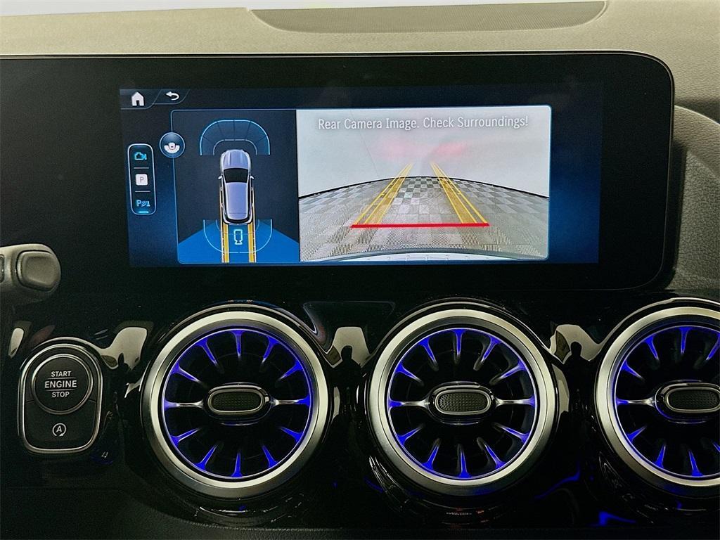 new 2025 Mercedes-Benz GLA 250 car, priced at $48,495