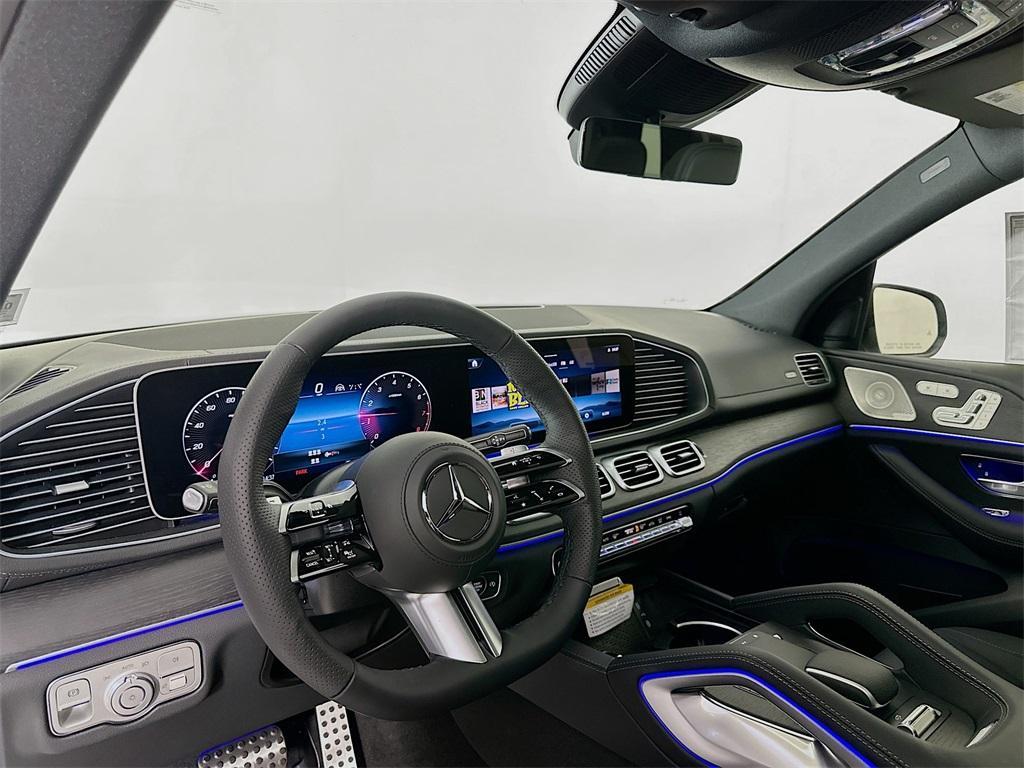 new 2025 Mercedes-Benz GLS 450 car, priced at $97,715