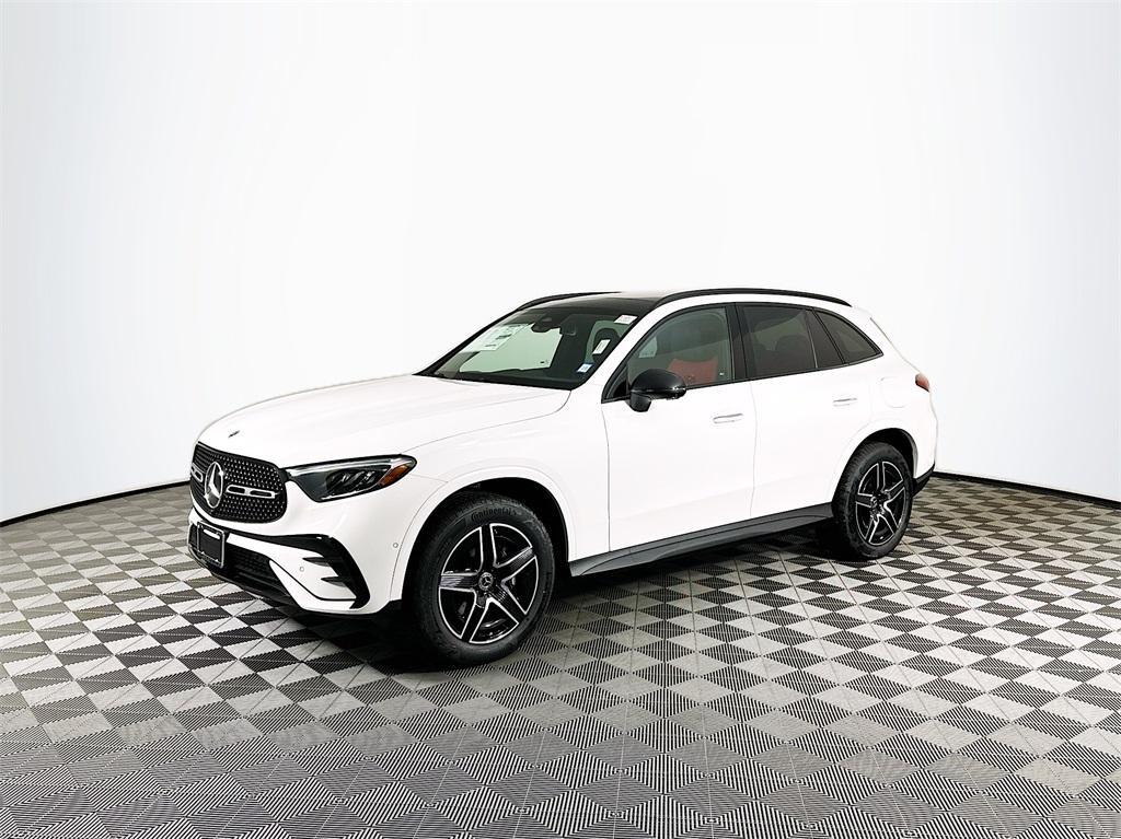 new 2025 Mercedes-Benz GLC 350e car, priced at $70,685