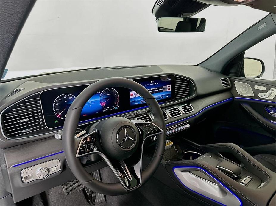 new 2025 Mercedes-Benz GLE 580 car, priced at $96,635