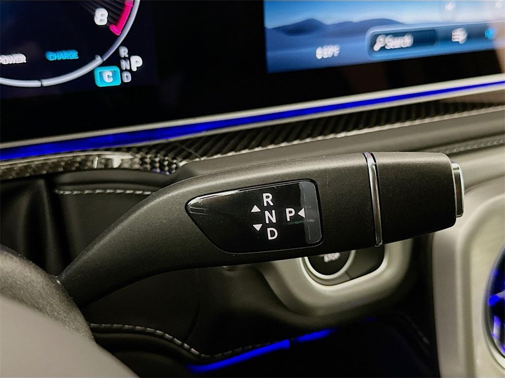 new 2025 Mercedes-Benz AMG G 63 car, priced at $212,665