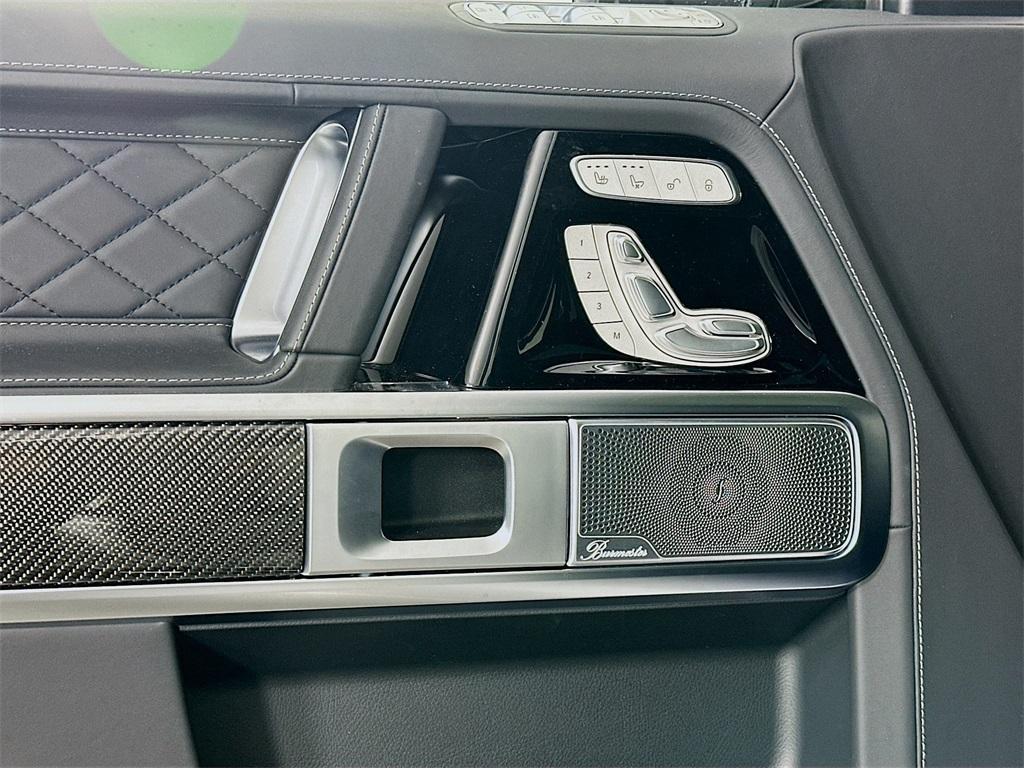 new 2025 Mercedes-Benz AMG G 63 car, priced at $212,665