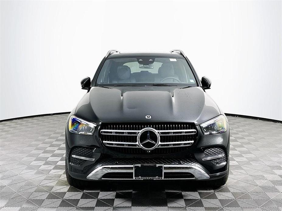 new 2025 Mercedes-Benz GLE 450 car, priced at $90,100