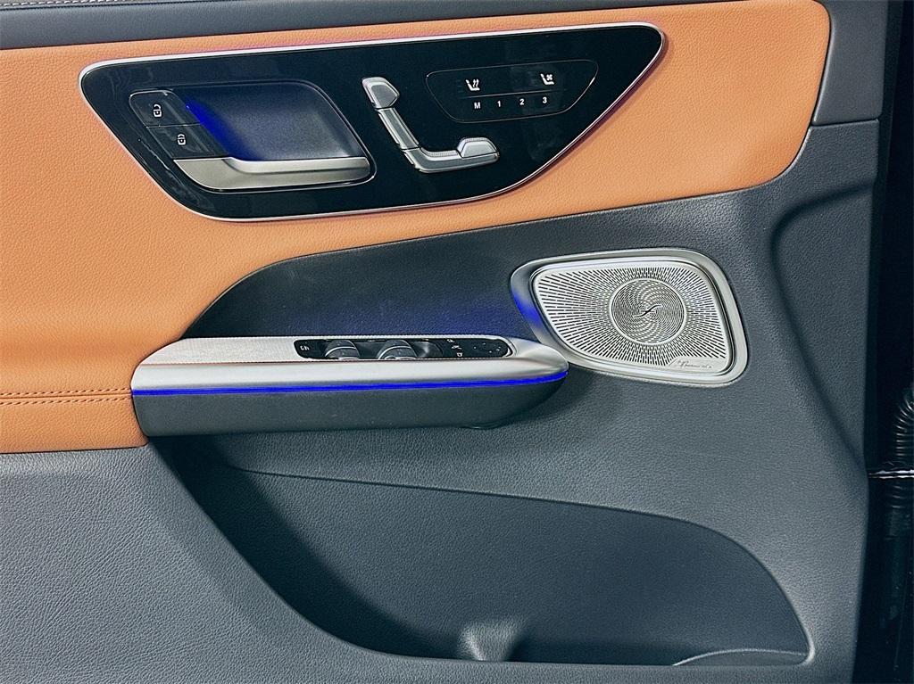 new 2025 Mercedes-Benz GLC 350e car, priced at $71,150