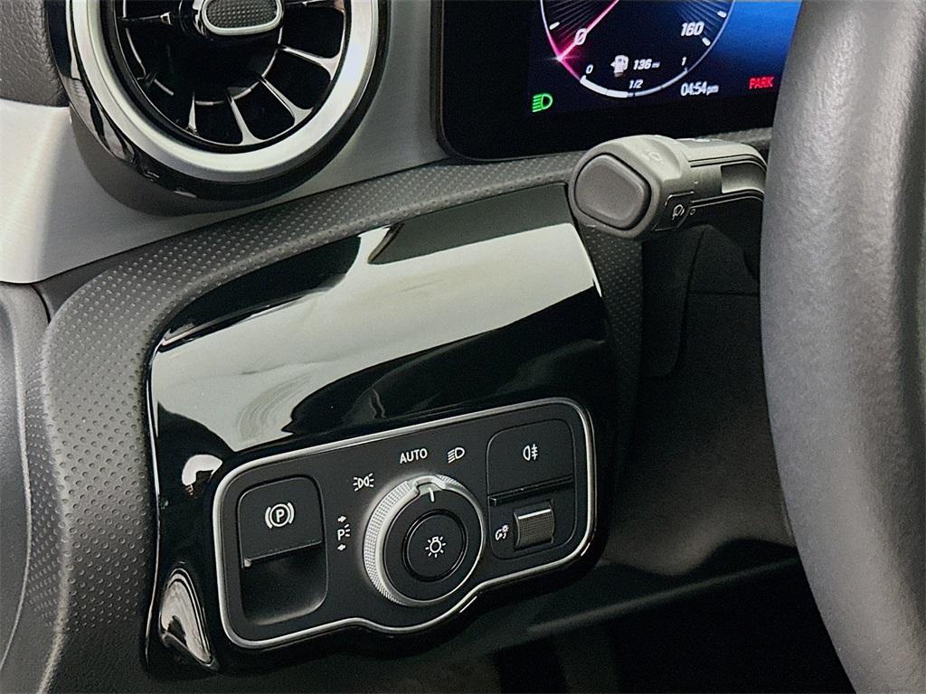 used 2025 Mercedes-Benz CLA 250 car