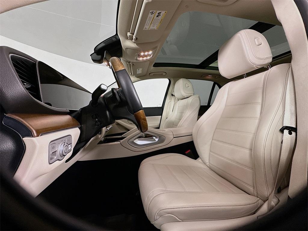 used 2021 Mercedes-Benz GLE 580 car, priced at $54,000