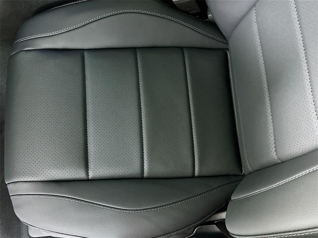 new 2025 Mercedes-Benz GLE 350 car, priced at $71,015