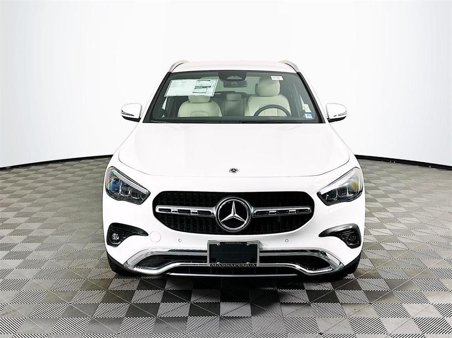 new 2025 Mercedes-Benz GLA 250 car, priced at $47,295