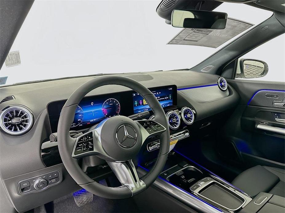 new 2025 Mercedes-Benz GLA 250 car, priced at $48,805