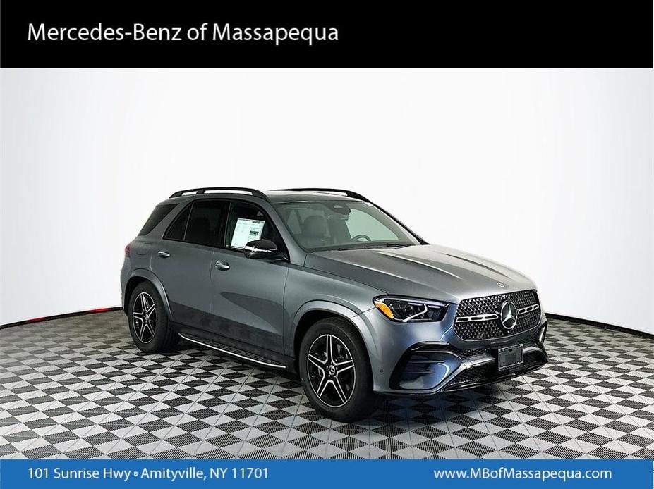 new 2025 Mercedes-Benz GLE 580 car, priced at $96,965