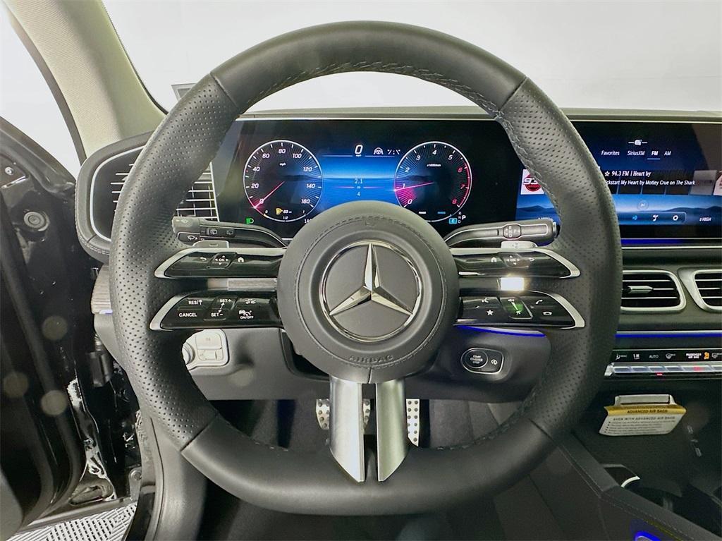 new 2025 Mercedes-Benz GLS 450 car, priced at $97,315