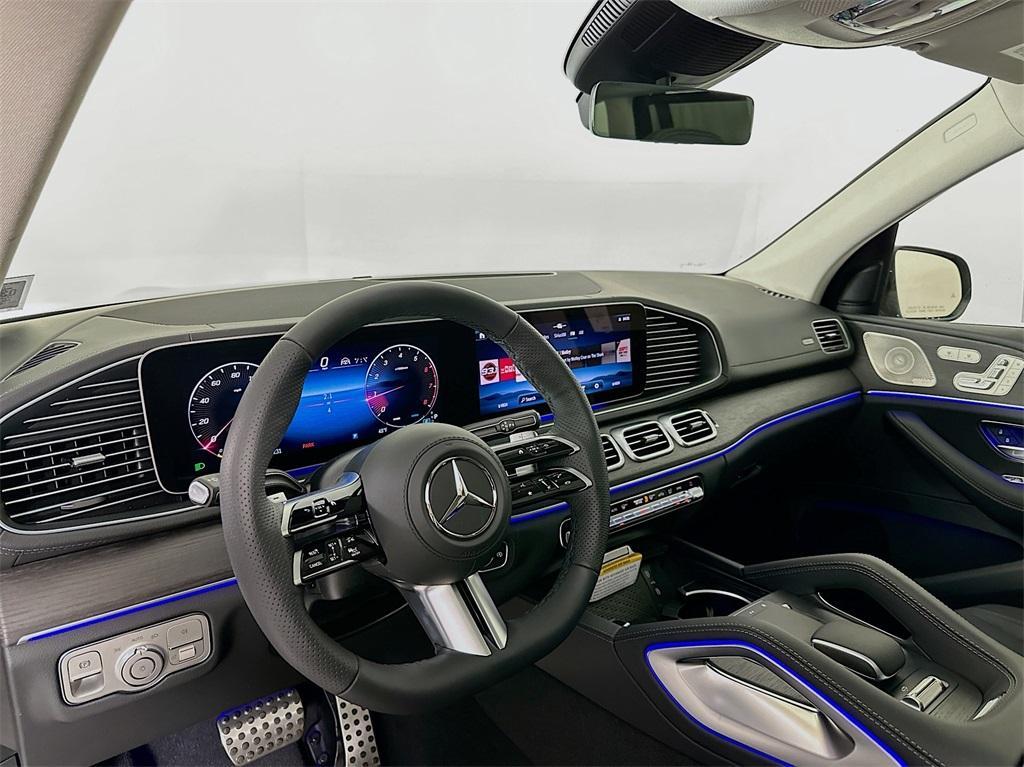new 2025 Mercedes-Benz GLS 450 car, priced at $97,315