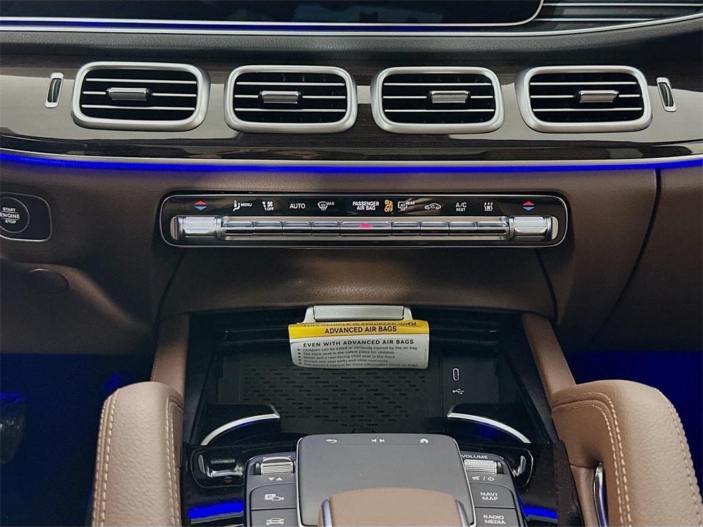 new 2025 Mercedes-Benz GLE 450e car, priced at $79,070
