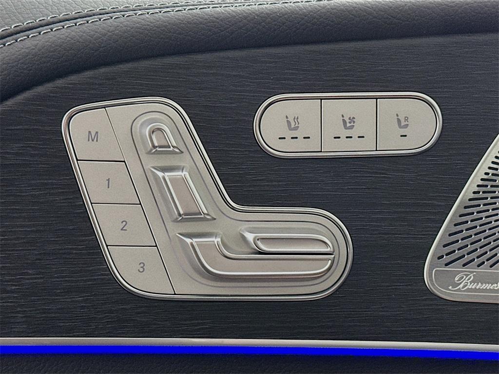 new 2025 Mercedes-Benz GLE 580 car, priced at $104,085
