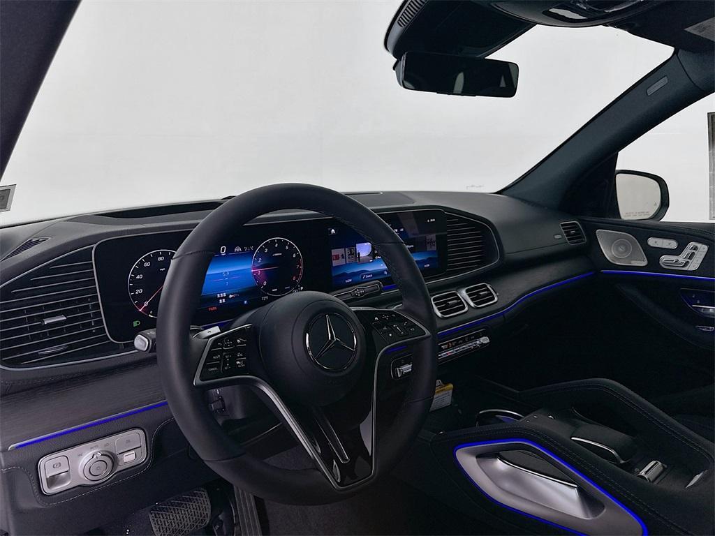 new 2025 Mercedes-Benz GLE 580 car, priced at $104,085