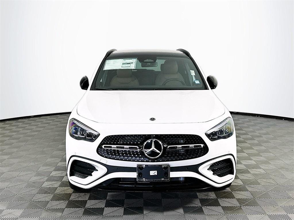 new 2025 Mercedes-Benz GLA 250 car, priced at $53,925