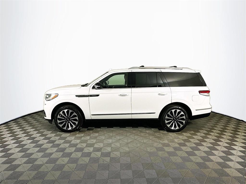 used 2023 Lincoln Navigator car, priced at $67,500